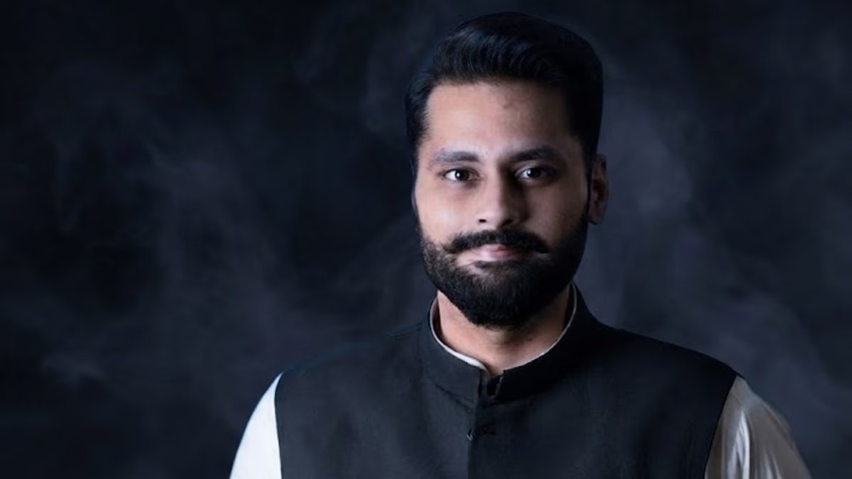 Mir Raza case: Jibran Nasir questions judicial commission before police report