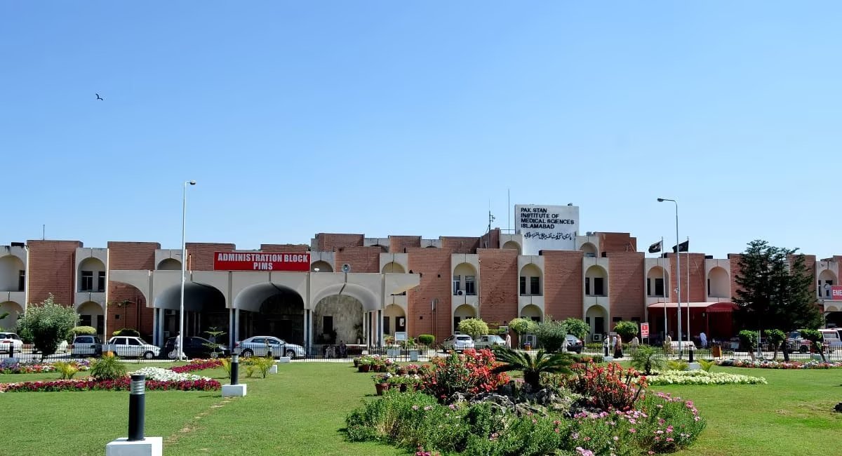 Hundreds of vacancies unfilled in Islamabad Hospitals