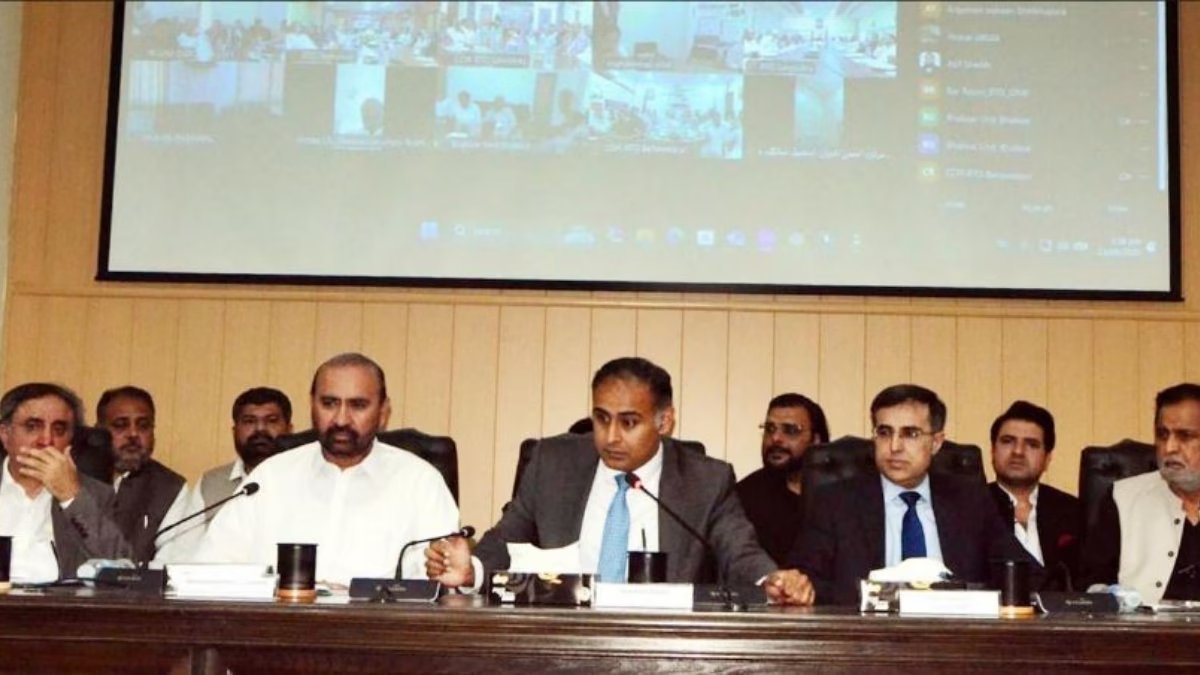 Government support confirmed for small shopkeepers in FBR session