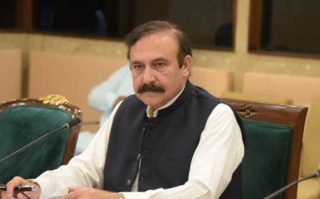 Govt to follow SC order on PTI founder’s health, says Tariq Fazal