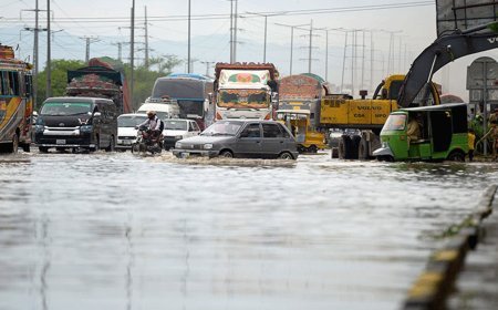 Heavy rains submerge Rawalpindi areas; WASA declares high alert for urban flooding