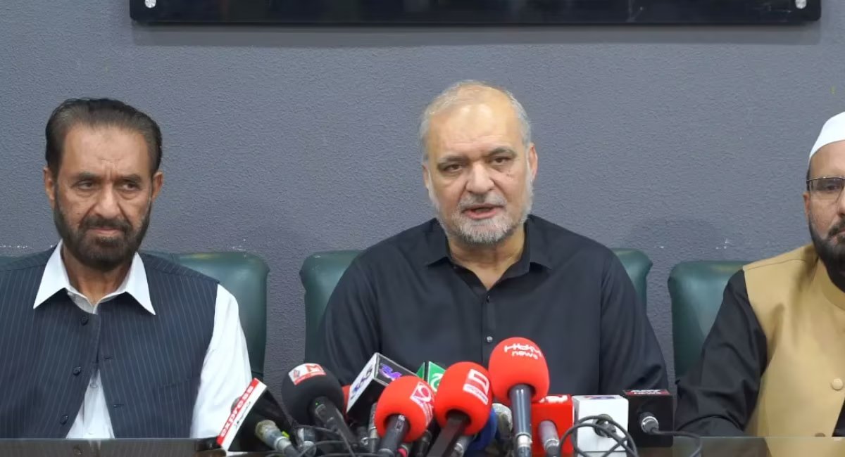 Hafiz Naeem announces govt talks on petroleum levy starting Monday