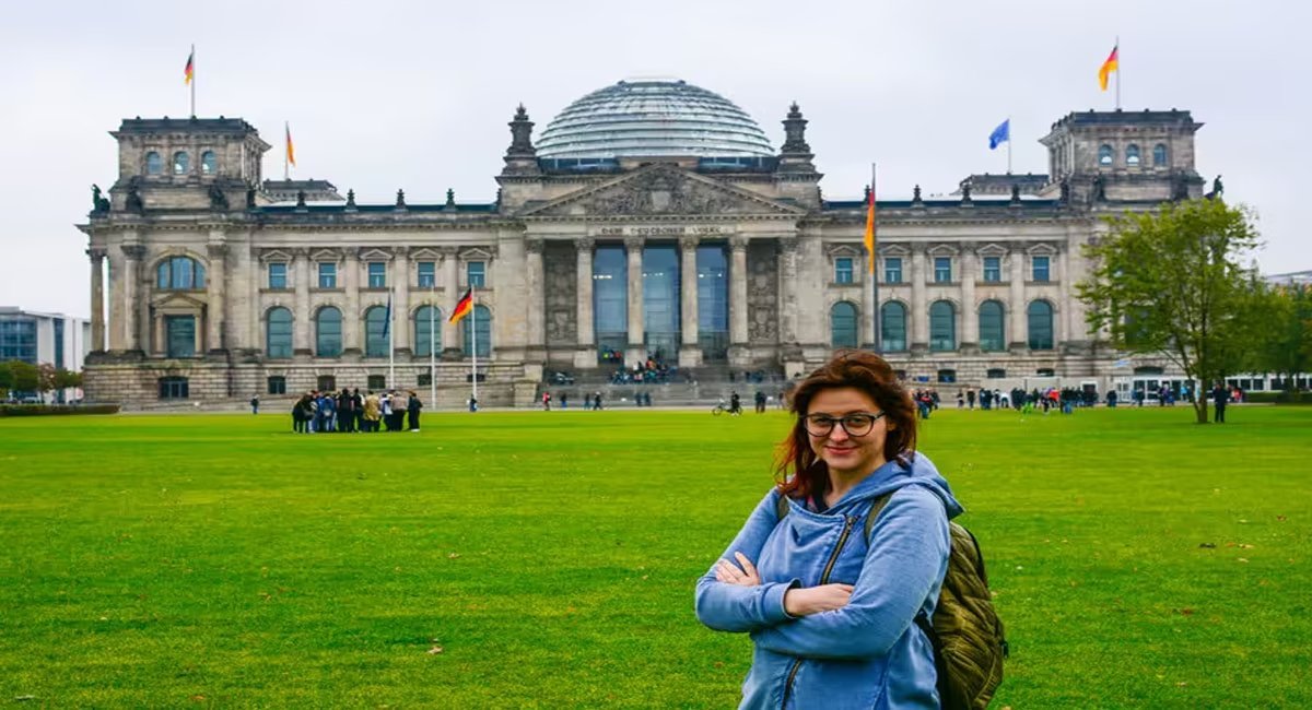 Pakistan students can now apply for German  scholarships offering free PhD and €1,500 monthly stipend
