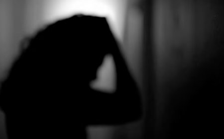 Peshawar girl found hanging from tree, mother admits involvement