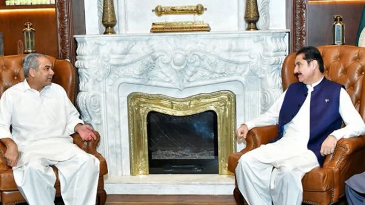 Mohsin Naqvi, Faisal Karim Kundi discuss governor’s role in emergency, governor rule